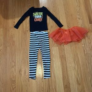 Carter’s Halloween pajama set, size kids 5